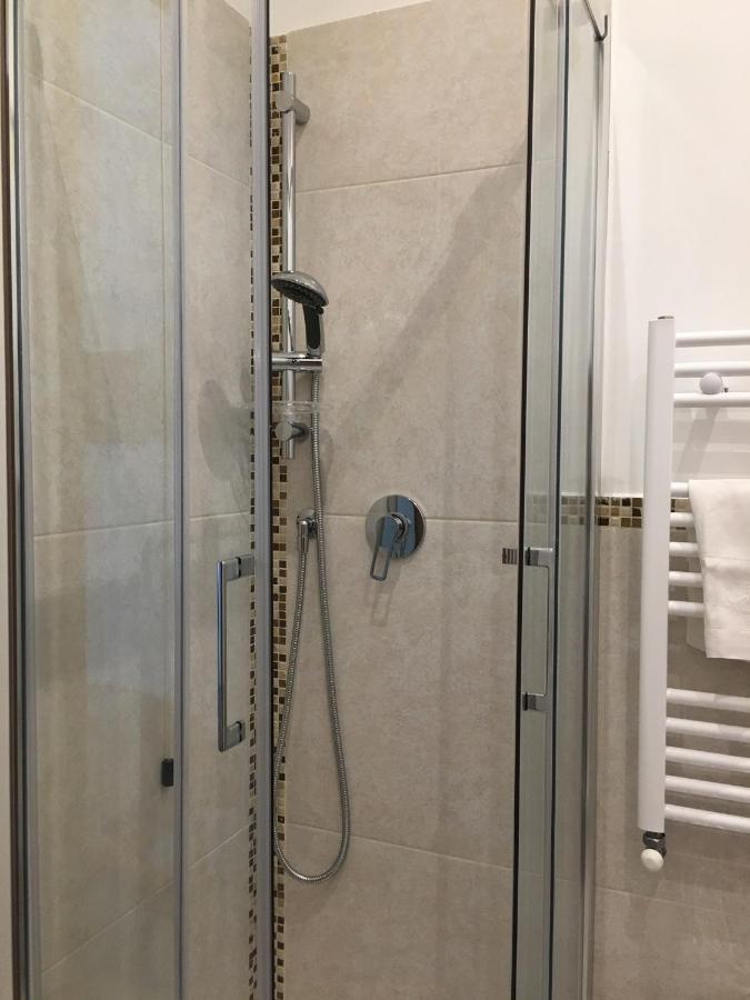Valla18 Guesthouse Rom Eksteriør billede